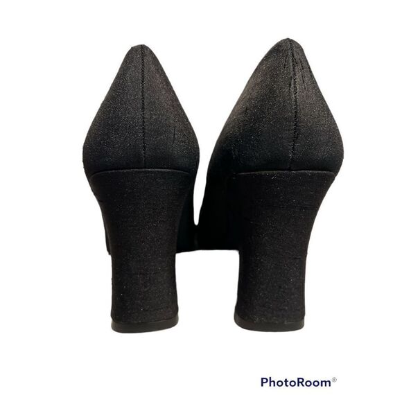 Black Pumps by Mootsies Tootsies - Picture 3 of 8